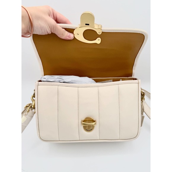 🔥Sold 🔥 Brand New! Coach Studio Shoulder Bag With Quilting in Chalk - Picture 5 of 8
